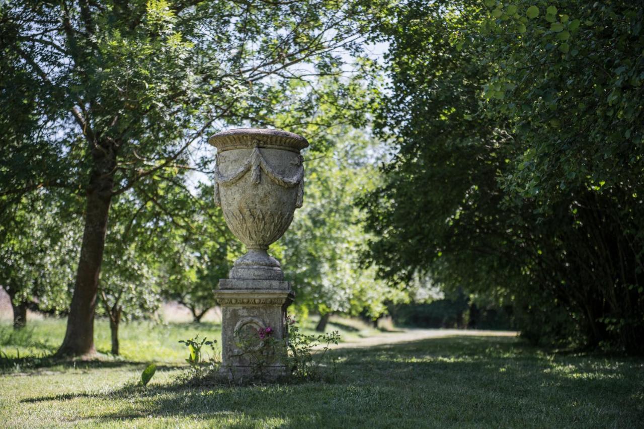 Domaine De Chalaniat Bed & Breakfast La Sauvetat  Luaran gambar
